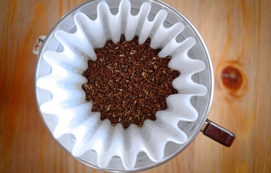 Dripper Kalita Wave em aço inoxidável nº 155 e nº 185