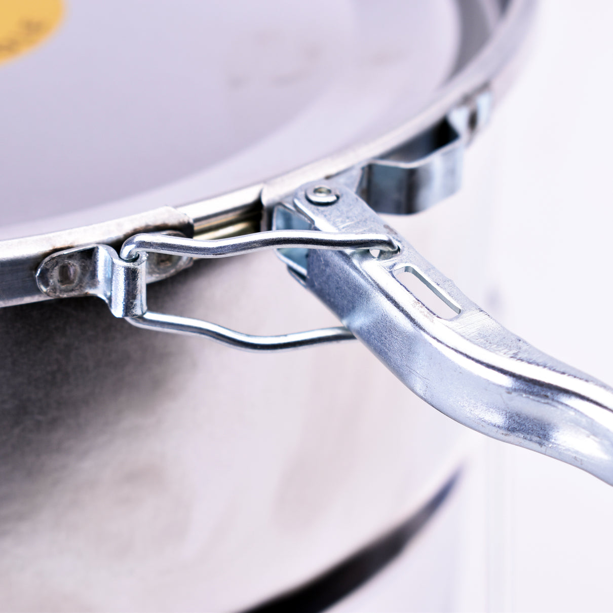 HOBBOCK EM METAL 30L COM VÁLVULA